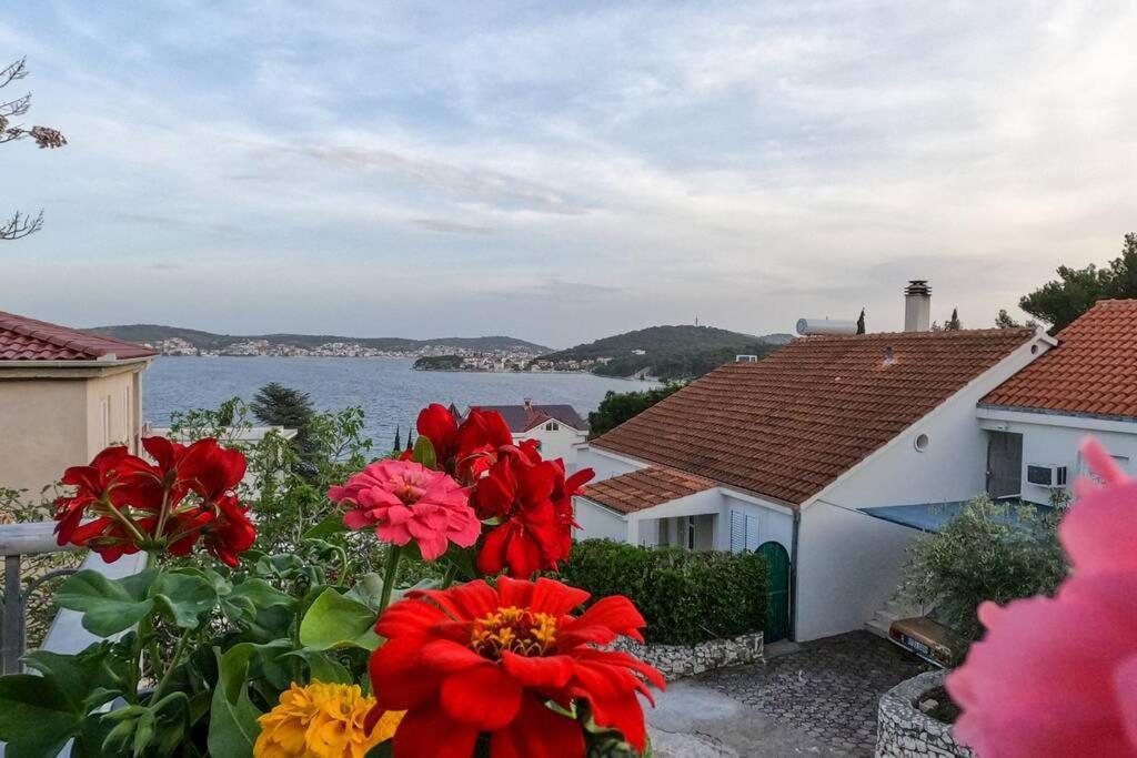 רוגוזניצה Kn House With Two Apartments Near Sea מראה חיצוני תמונה