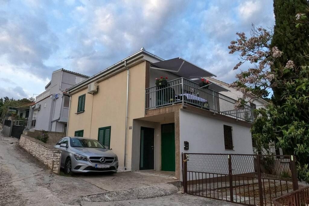 רוגוזניצה Kn House With Two Apartments Near Sea מראה חיצוני תמונה