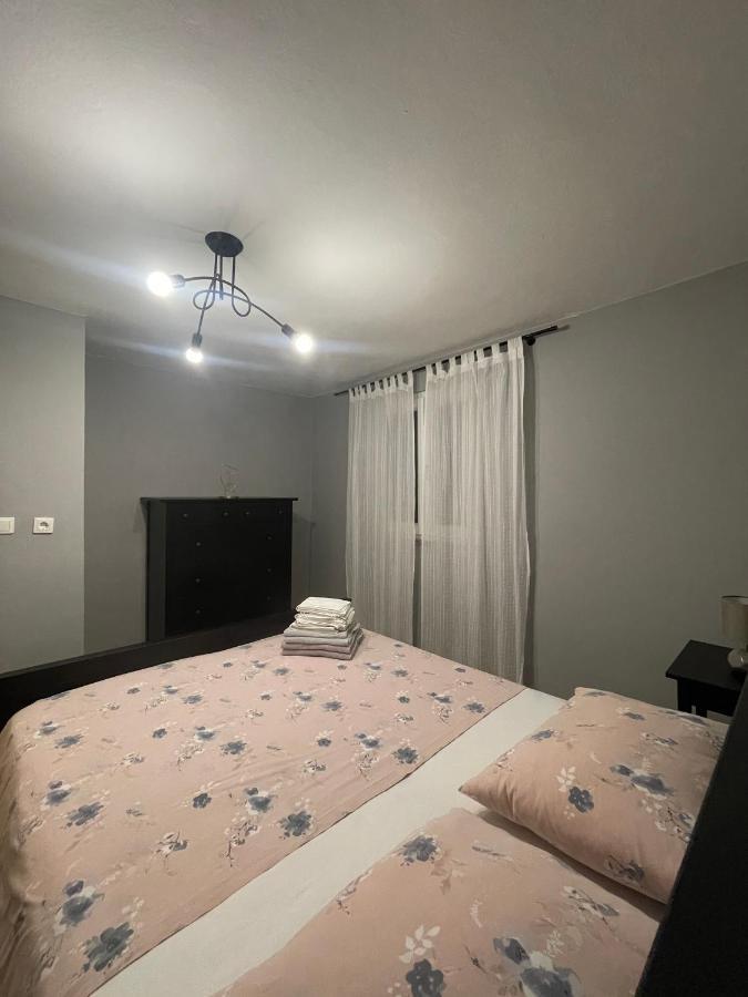 רוגוזניצה Kn House With Two Apartments Near Sea מראה חיצוני תמונה
