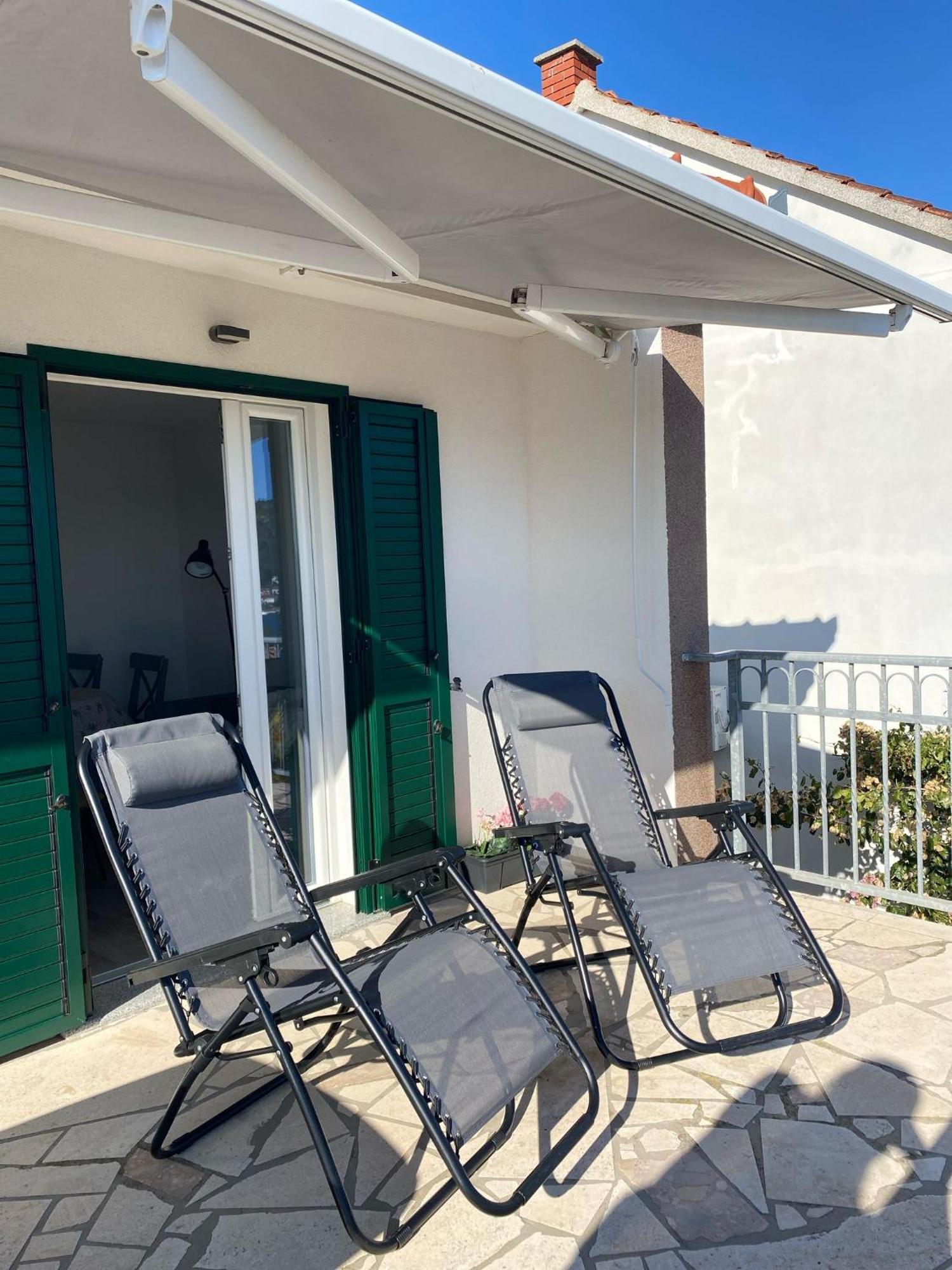 רוגוזניצה Kn House With Two Apartments Near Sea מראה חיצוני תמונה